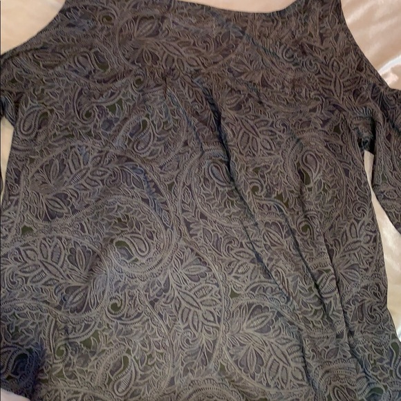 Abercrombie & Fitch Cold Shoulder Top - Picture 6 of 7